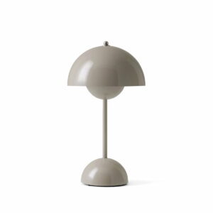 &Tradition - Flowerpot Akku Tischleuchte VP9 mit magnetischem Ladekabel