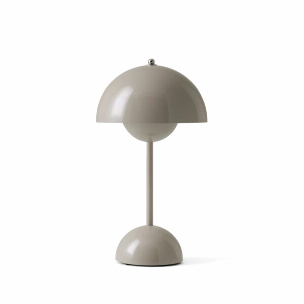 &Tradition - Flowerpot Akku Tischleuchte VP9 mit magnetischem Ladekabel
