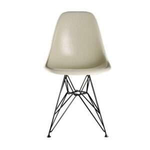 Vitra - Eames Fiberglass Side Chair DSR